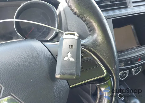 2017 Mitsubishi Outlander Sport 2.4 Se z USA, uszkodzony, nr VIN JA4AP3AW8HZ066530